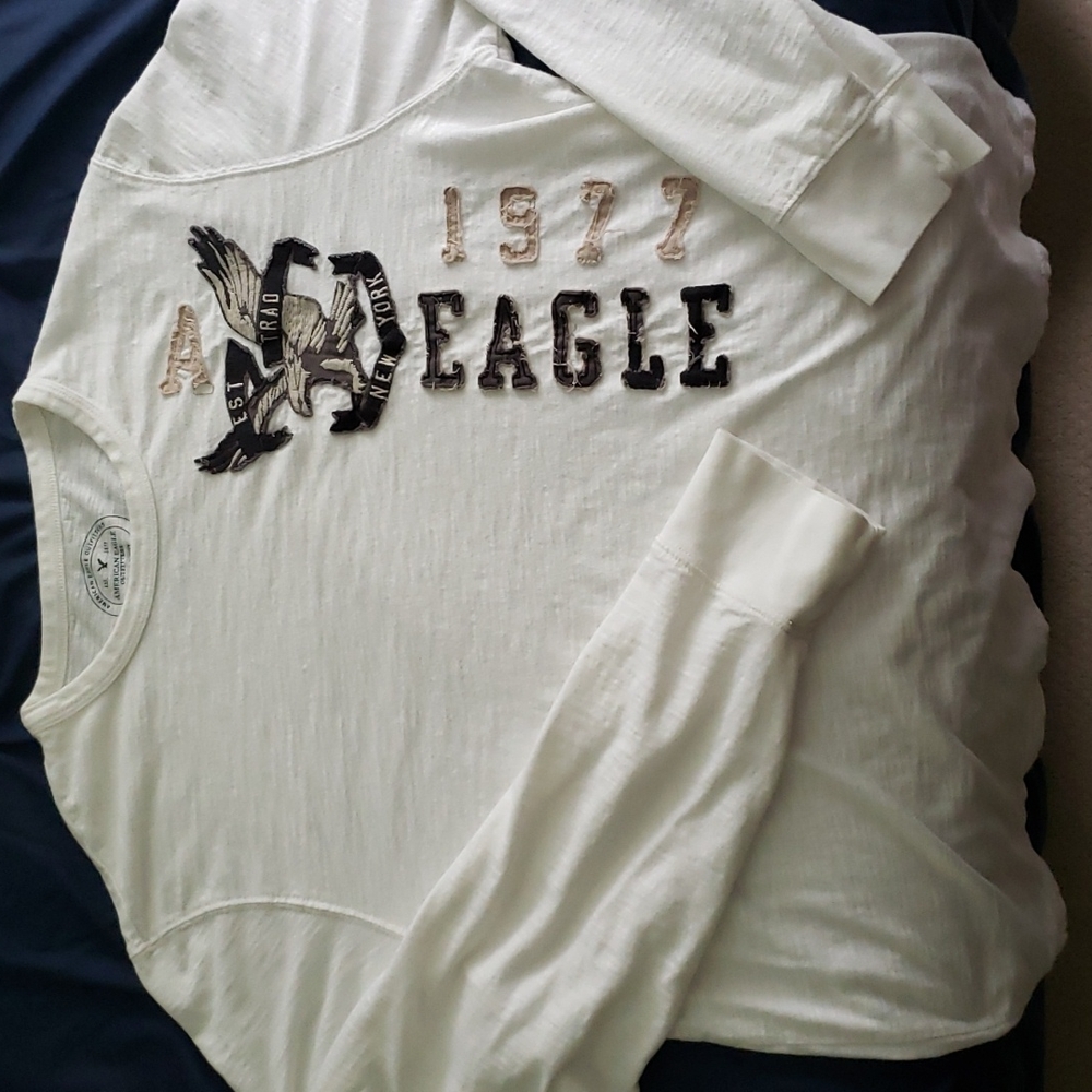 American Eagle Long Sleeve Shirt